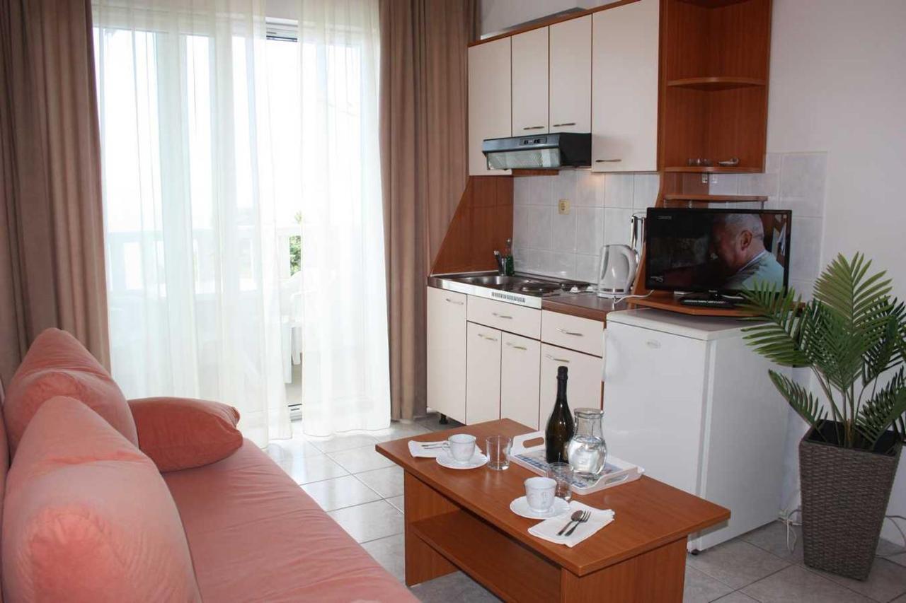 Villa Dvor Apartments Omiš Екстериор снимка
