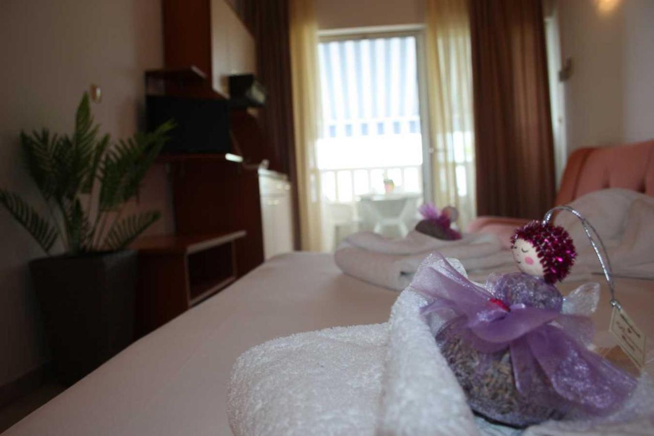 Villa Dvor Apartments Omiš Екстериор снимка